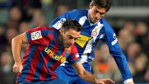 FOTO** Vezi poza care demonstrează că Xavi a fost ținut în careu!