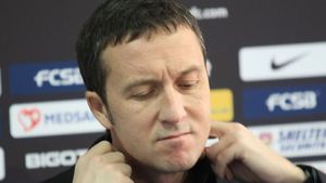 Meme: "Gigi mi-a dat mână liberă și aduc un atacant portughez!"** VEZI câți străini vor veni la Steaua în vară!