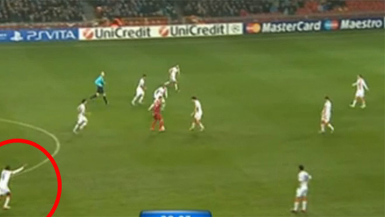 "Sper că fiul meu nu se uita la asta!"** FOTO Asta le scăpase multora: gestul JOSNIC făcut de Adriano după ce a dat cel mai RUȘINOS gol din Liga Campionilor