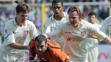 Steaua îl vrea pe Nicolas Frey, fratele portarului de la Fiorentina! Vezi CV-ul francezului