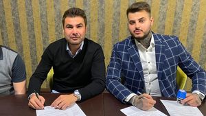 Adrian Mititelu, ce lovitură! FC U Craiova, refuzată de unul dintre numele aflate pe lista lui Adi Mutu: „Îmi este bine aici!”