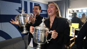 Dansul lui Alcaraz cu Sabalenka după ce au câștigat trofeele la US Open a devenit viral