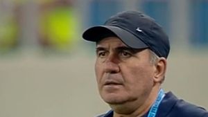 Lovitură grea pentru Gică Hagi! Ce s-a întâmplat la mijlocul primei reprize a dat peste cap tot planul "Regelui"