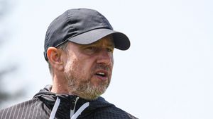 ProSport a scris că Laurențiu Reghecampf este o variantă pentru banca Universității Craiova, iar acum antrenorul recunoaște că are oferte din România: „Vreau să devin campion!”