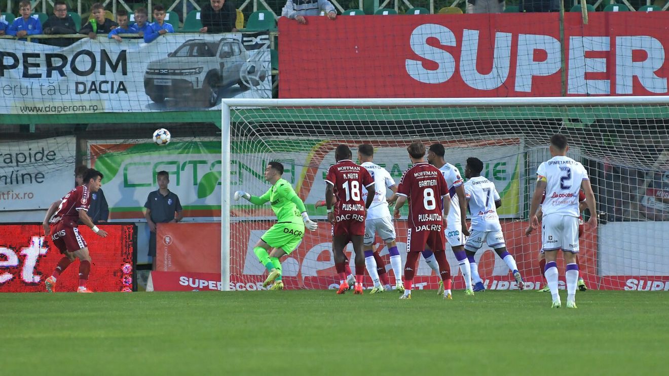 FC Argeș - Rapid 2-2, în etapa 9 din play-off-ul Superligii. Aioani apără un penalty în minutul 90+10, dar echipa alb-vișinie ratează Europa al 14-lea an la rând