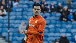 Omul care l-a învățat pe Ianis Hagi în ce afaceri să-și investească milioanele de euro strânse în carieră a dat verdictul. La ce club vrea să joace fiul lui Gică Hagi din vară: „Asta știu de la el”