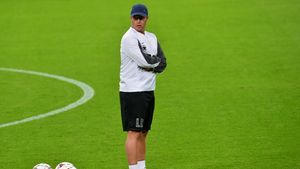 "Nu poate continua așa!" Lucescu vorbește despre situația Stelei și despre meciurile din Ligă: "Nu au fost bine pregătiți mental"