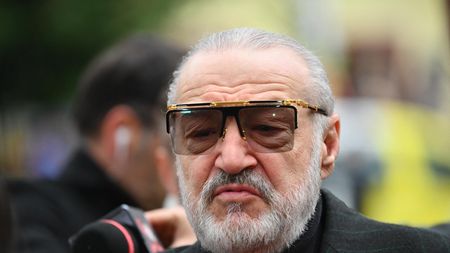 Gigi Becali, delir în direct: ”Nu sunt sănătos la cap, sunt nebun! Mă războiesc cu trepădușii la 69 de ani”