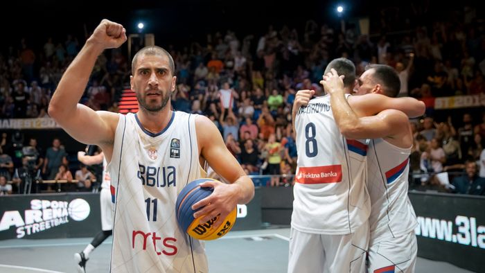 12 atacuri-fulger cu Dusan Mr. "BullutProof" Bulut, campion european la București: ce are în comun cu Djokovic, cine era #1 în Dream-Team-ul american și o mărturisire cu și despre Ghiță Mureșan