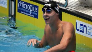 Ziariștii din Spania, captivați de David Popovici! Descrierea fabuloasă pe care jurnaliștii de la AS i-au făcut-o românului: „Din primul moment Duna Arena a fost cu ochii pe acel băiat”