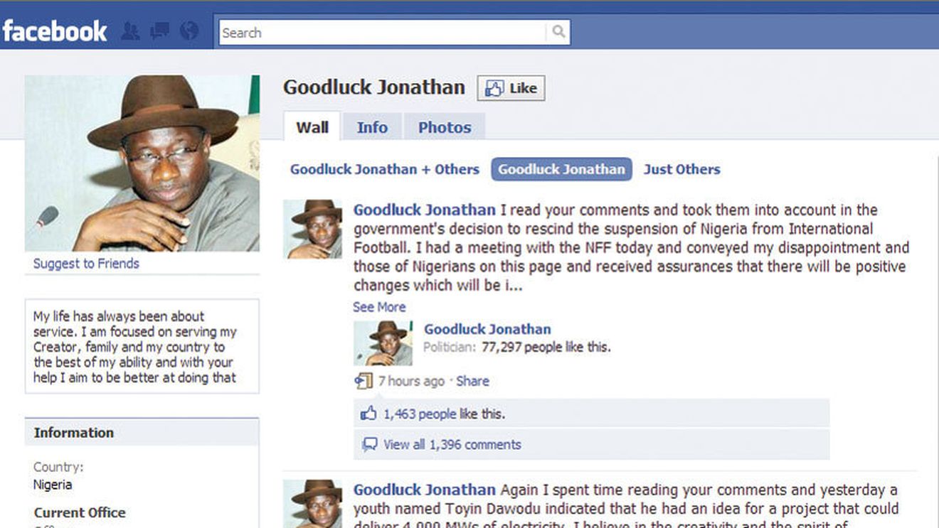 Salvați de Facebook!