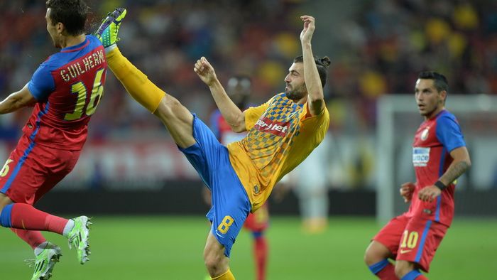 Ropotan, după 5 ani în Rusia și unul în Azerbaidjan: "Eu nu sunt obișnuit să joc fotbal în fustiță!" Mijlocașul, despre faulturile care în Liga 1 ar fi sancționate cu "trei roșii și trei ani de pușcărie"