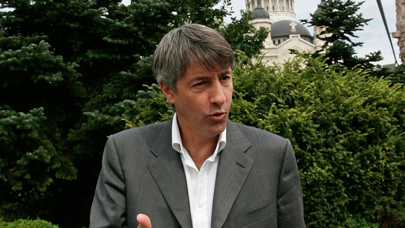 "Bergodi vine mâine la Iași să negociem preluarea echipei!"