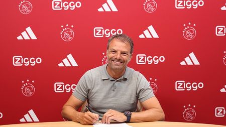 Gică Hagi, scos din schemă. Ajax și-a prezentat oficial noul antrenor