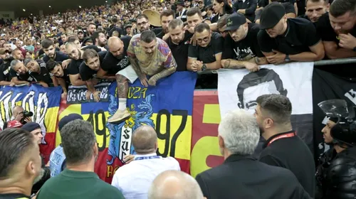 Complot între suporteri și Jandarmerie?! Dezvăluiri făcute după România – Kosovo și acuzații grave la adresa oaspeților: „Au verificat banner-ul, ne-au lăsat să intrăm cu el!” | VIDEO EXCLUSIV ProSport Live