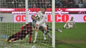 O învinge Dinamo pentru prima oară pe CFR în acest secol în Gruia?** Vezi statistica meciurilor dintre clujeni și "câini"!