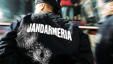 Povestea fetei** puse la pământ la Dinamo-Steaua!