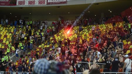 Incidente pe Național Arena: "câinii" și steliștii s-au luat la bătaie! Dinamoviștii de la "Peluza Sud", evacuați