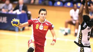 Cristina "Messi" Neagu a revenit pe teren după un an și opt luni!** A jucat cinci minute și a marcat un gol