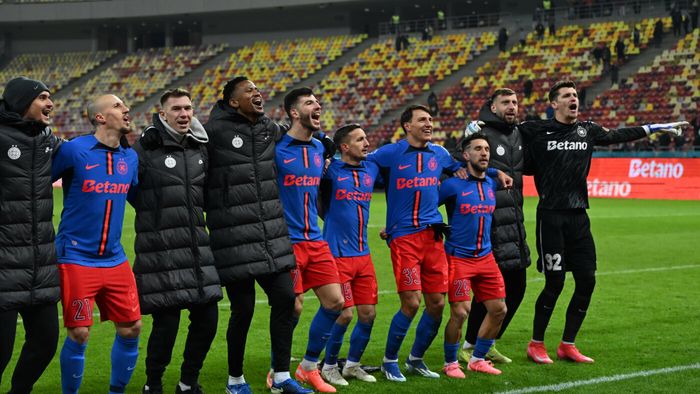 FCSB spulberă concurența: doi fundași și un atacant pentru încă un titlu în Superliga! Numele jucătorilor care intră de azi în „vestiarul” celor mai buni din Superliga. SPECIAL