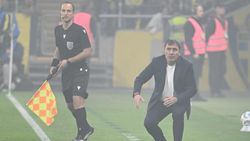 Suedia – România 2-1. Trei de M pentru Gică Hagi: măcar mai mișcăm! Gabriel Berceanu nu se joacă cu literele și cu cuvintele în „Pastila de la Manila”