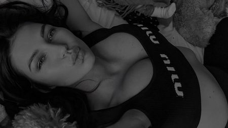 I-a aruncat toate hainele din dulap! Soția fotbalistului abia transferat de Gigi Becali la FCSB a reacționat incredibil