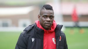 Mario Balotelli a refuzat-o pe Rapid. Motivul pentru decizia luată: „Ar fi un obiectiv fascinant pentru mine”