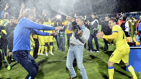 Fotbalistul de la FCSB a plecat din cantonamentul echipei și a semnat în Premier League