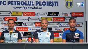Nicolae Constantin speră ca jucătorii Petrolului să nu cadă în capcana Poli Iași: ”Să nu ne trezim că ne-o luăm în bărbie, ca la box.” Țicu și compania vor purta pe piept emblema scut