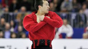 Campionul mondial la patinaj Patrick Chan a căzut de patru ori în timpul noului său program