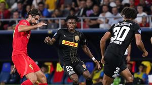 Elias Charalambous a dezvăluit ce s-a întâmplat cu Adrian Șut înainte de FCSB - Nordsjaelland 0-0! Cum a comentat antrenorul cipriot ieșirea nervoasă a lui Andrea Compagno