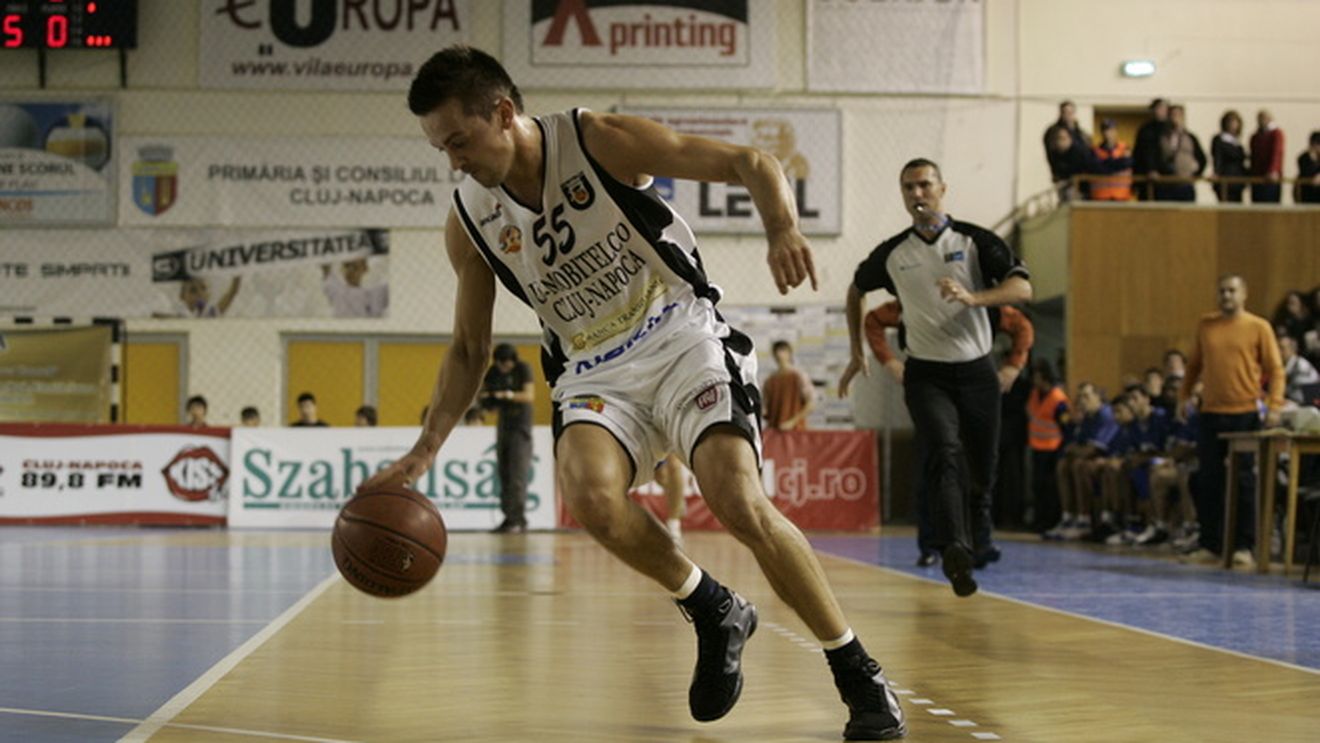 "U" Mobitelco Cluj - CSU Sibiu 82-86