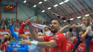 Un nou scandal zguduie handbalul românesc. Șefii lui Dinamo amenință că retrag echipa din campionat și vor să o mute în Ungaria