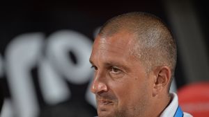 Costel Enache nu înțelege cum Dinamo a putut câștiga cu 3-0