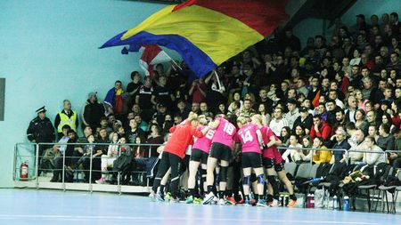 SCM Rm. Vâlcea și CSM București vor fi din nou adversare în turneul Final Four al Cupei României. Calificare jucată până în ultima secundă în derby-ul „sferturilor", HC Zalău - Gloria Bistrița