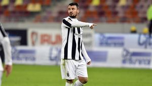 Dinamo, prima reacție în legătură cu posibilul transfer al lui Constantin Budescu. Mesajul oficial al spaniolilor care au preluat clubul