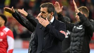 Ciudatul transfer de la Dinamo. Atacantul abia a semnat cu echipa lui Kopic, că a şi plecat la alt club