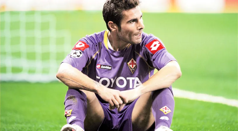 Nori negri pentru Mutu la Fiorentina!** Clubul vrea să-i reducă salariul cu 50%!