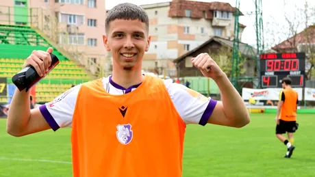 Când școala și fotbalul merg mână în mână. Alexandru Dinoci a debutat în Liga 2 pentru CFC Argeș și e elev la mate-info: ”E puțin mai greu acum, sunt clasa a 12-a și dau BAC-ul”