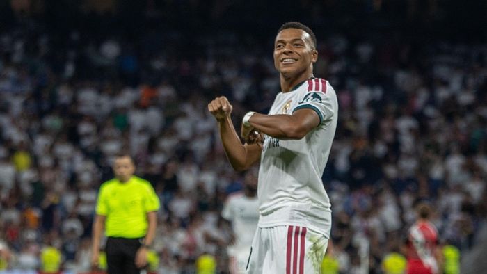 Mbappe a renunțat la contractul de 15.000.000 de euro pe an și a semnat cu rivalii! Anunțul francezului: „E doar începutul!”