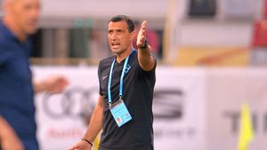 Bogdan Vintilă stă pe banca FCSB și la derby-ul cu Craiova! Becali anunță: „Secund, principal...oricum e în staff”