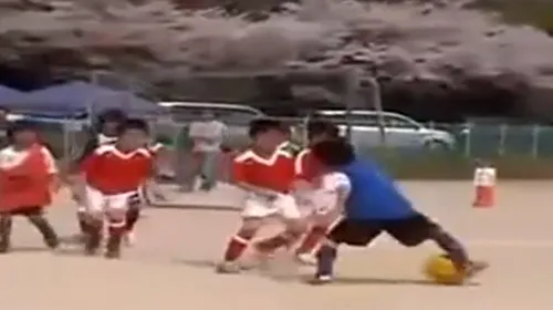 VIDEO Un „samurai” cu tehnica lui Messi!** Are 9 ani și este posesorul unui dribling de excepție