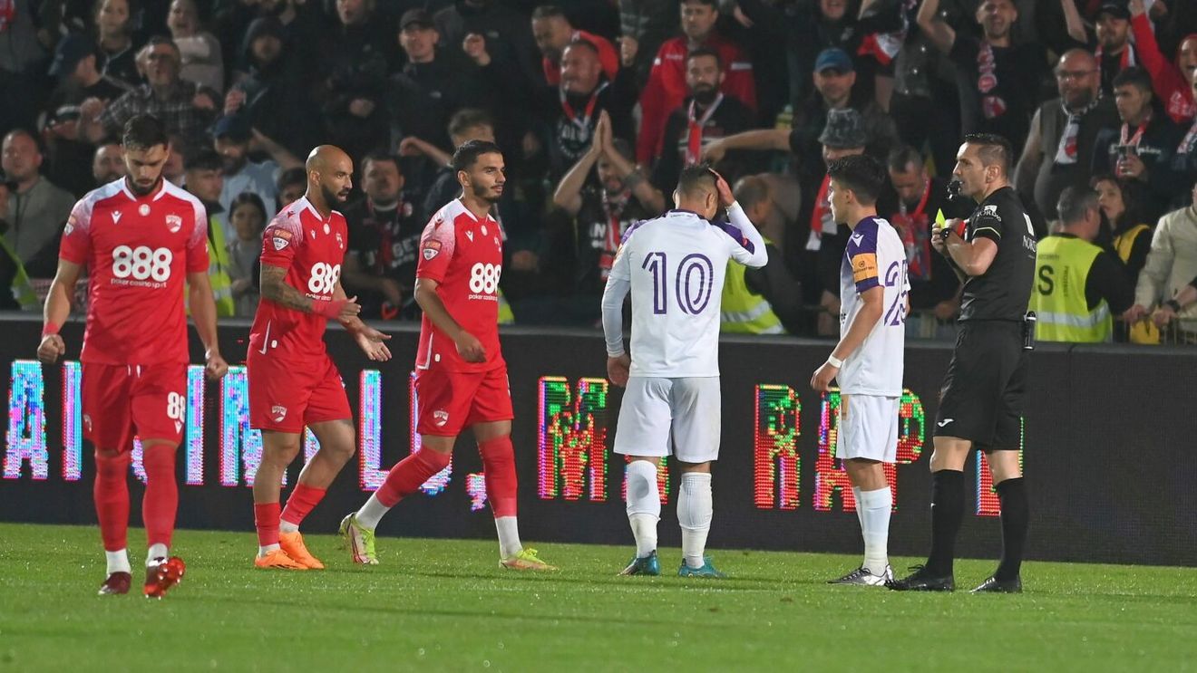 Fosta campioană a României retrage definitiv tricoul cu numărul 10!