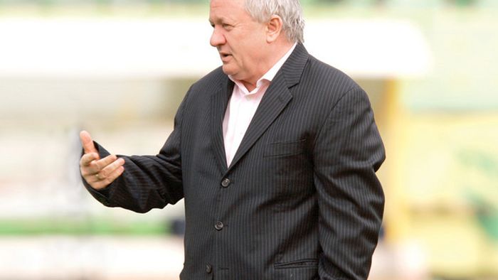 Porumboiu: **"Un fotbal bolnav nu poate da o națională sănătoasă"