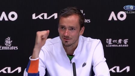 Daniil Medvedev le râde în nas organizatorilor de la Wimbledon după ce ATP a eliminat punctele: „Foarte bine pentru mine! Voi deveni numărul 1 mondial fără să joc"