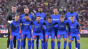 Răzvan Raț știe cum poate să ajungă FCSB în primăvara europeană din „grupa de foc” cu West Ham: „Te poți califica de pe primul loc! Fotbalul nu e matematică!”