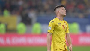 Situația lui Ianis Hagi se înrăutățește: "Nu-și explică de ce nu e folosit mai des". Ce spune un oficial al lui Viitorul despre repatrierea mijlocașului