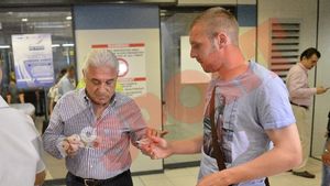 FOTO - Moți a părăsit haita!** Fundașul merge să joace în Ligă: "Cluburile s-au înțeles, mâine semnez"