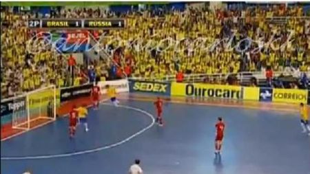 VIDEO Se poate mai elegant de atât?** Super gol marcat de brazilieni la un meci de futsal!