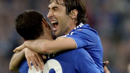 Cu ei se bate Steaua pentru primul loc în grupă:** "Schalke ori îți dă multe, ori se face de râs"